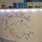 Tra I Monti