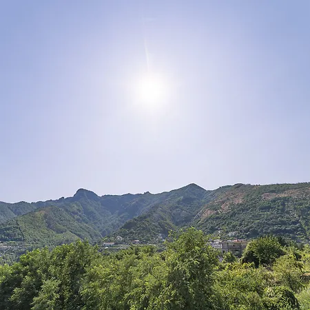 לינה וארוחת בוקר Tra I Monti טרמונטי